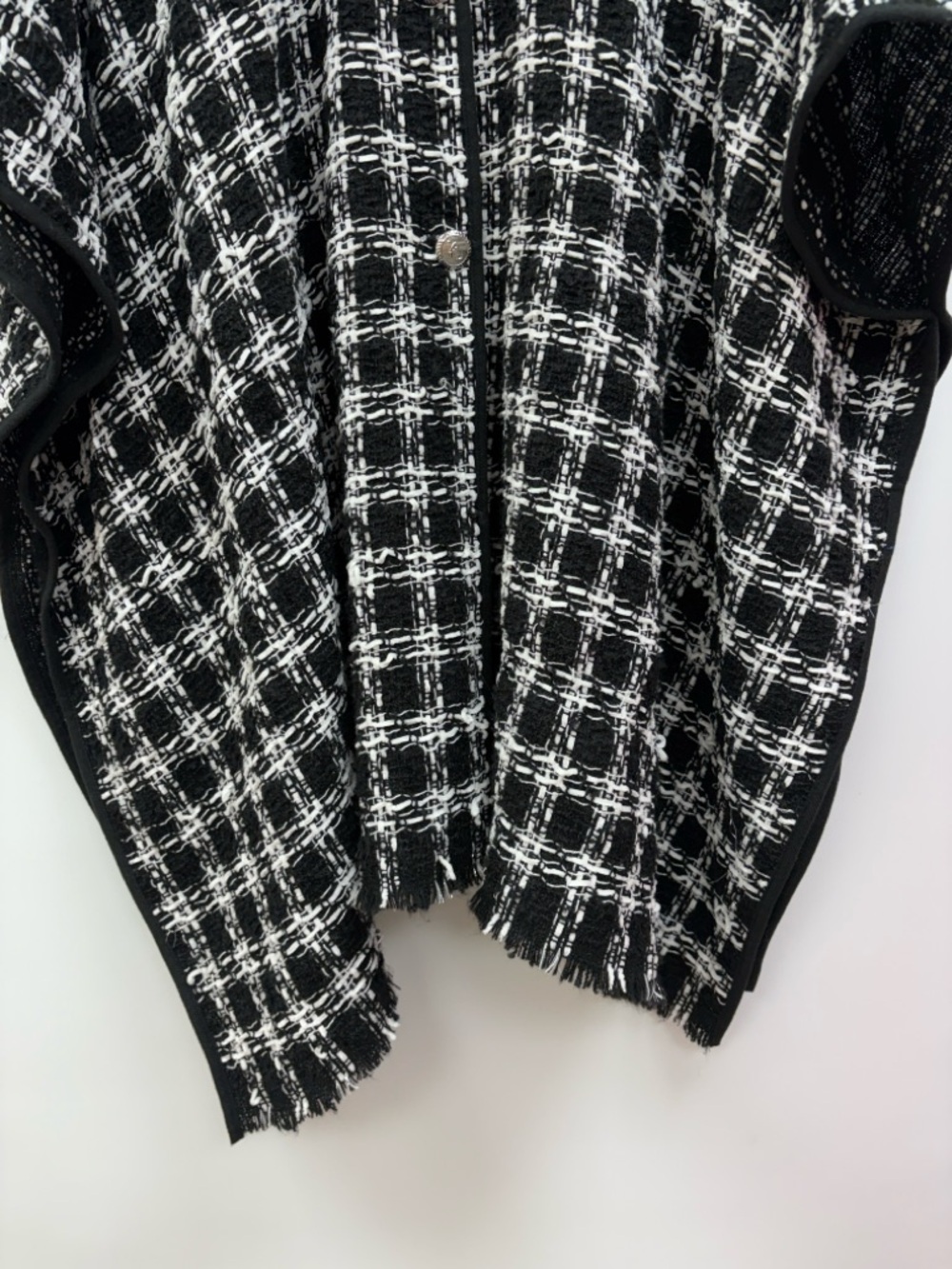 Karl Lagerfled Tweed Plaid Oversized Button-Up Poncho Knit Sweater Black OS - Picture 4 of 7